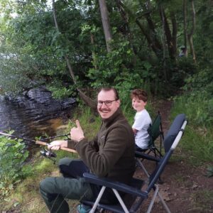 Veranstaltung am Heitkampsee NRW angelt Vater und Sohn